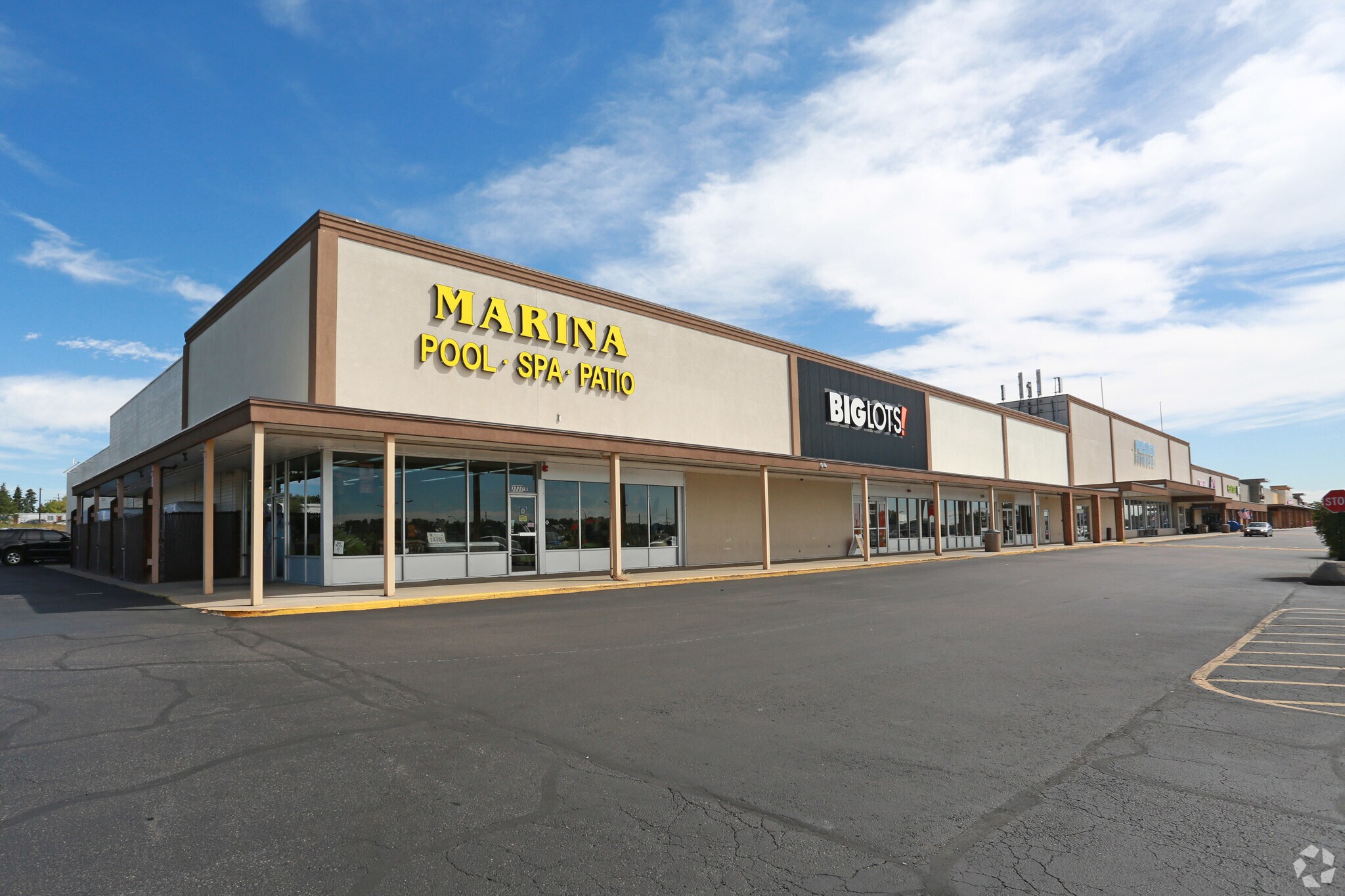 7700-7893 W Jewell Ave, Lakewood, CO à louer Photo principale– Image 1 sur 32