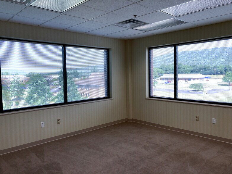 2805 Old Post Rd, Harrisburg, PA à louer - Photo intérieure – Image 2 sur 8