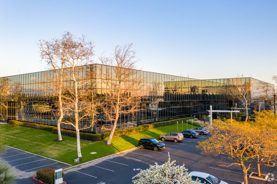 3420 Ocean Park Blvd, Santa Monica, CA à louer - Photo de l’immeuble – Image 1 sur 11
