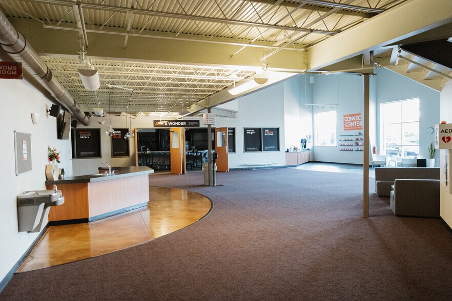 1601 Galbraith Ave SE, Grand Rapids, MI à vendre - Photo intérieure – Image 2 sur 12