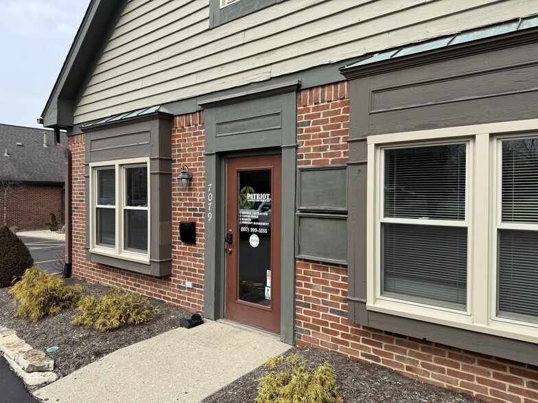 7077-7089 Corporate Way, Washington Township, OH à louer - Photo de l’immeuble – Image 3 sur 23