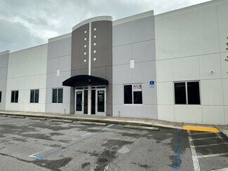 Plus de détails pour 2017 NW 135th Ave, Miami, FL - Industriel/Logistique à louer