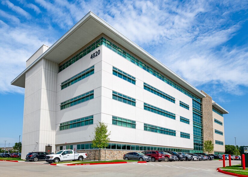 4820 Medical Center Dr, McKinney, TX à louer - Photo principale – Image 1 sur 7