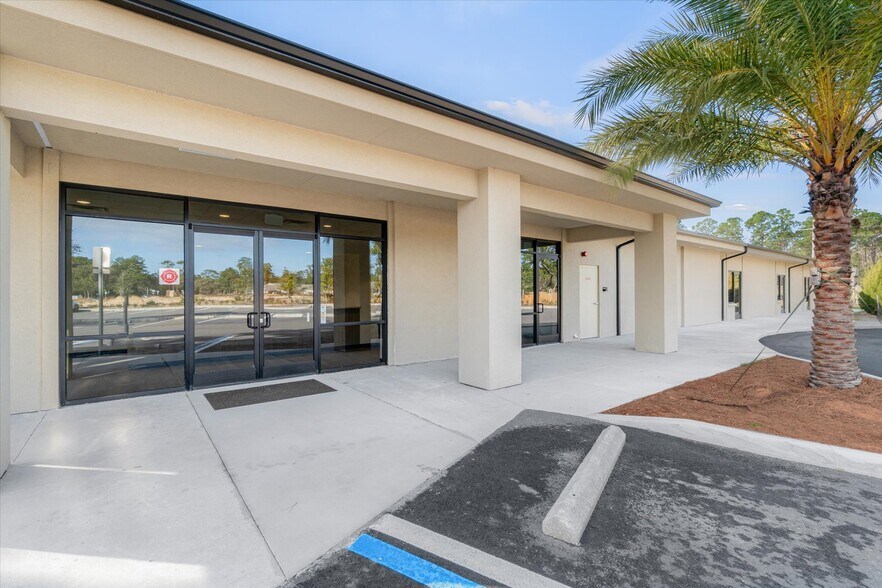 481 Shores Blvd, Saint Augustine, FL à louer - Photo de l’immeuble – Image 2 sur 6