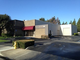 Plus de détails pour 14201-14211 Chambers Rd, Tustin, CA - Industriel/Logistique à louer