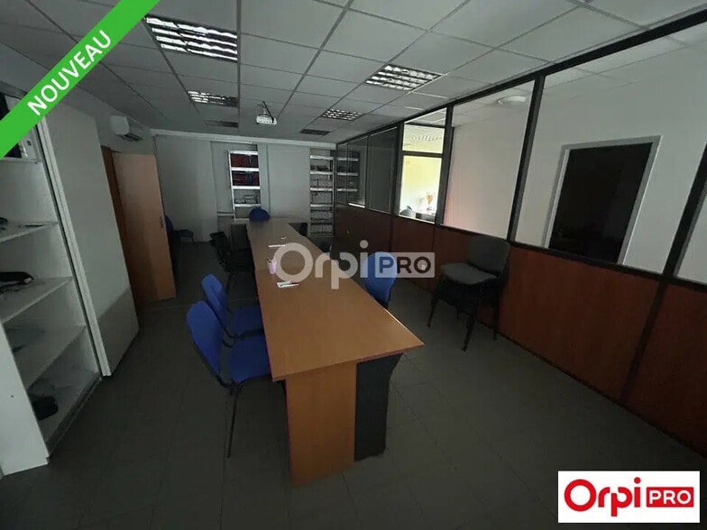 Bureau dans Valence à louer - Photo de l’immeuble – Image 3 sur 5