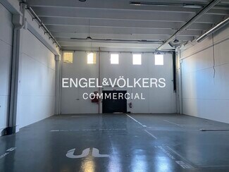 Plus de détails pour Industriel/Logistique à louer