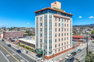 Plus de détails pour 2634-2648 International Blvd, Oakland, CA - Bureau à vendre