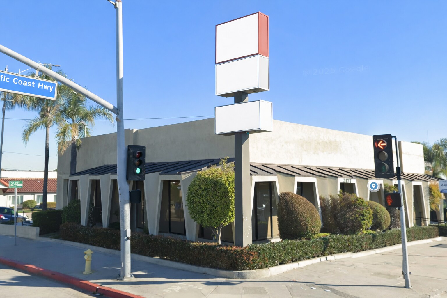 2155 Pacific Coast Hwy, Lomita, CA à louer Photo principale– Image 1 sur 2