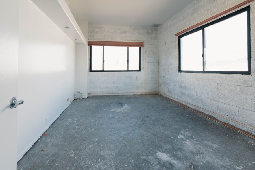 1709 Kalani St, Honolulu, HI à louer - Photo de l’immeuble – Image 2 sur 33