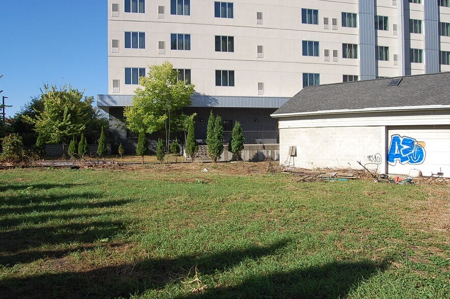 2530 Essex St SE, Minneapolis, MN à vendre - Photo de l’immeuble – Image 2 sur 4