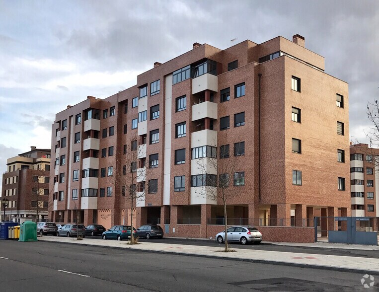 Avenida de la Juventud, 26, Ávila, Ávila à vendre - Photo principale – Image 1 sur 2