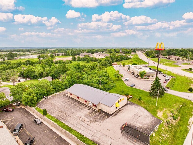 1000 S Outer Rd, Saint Clair, MO à vendre - Photo principale – Image 1 sur 18