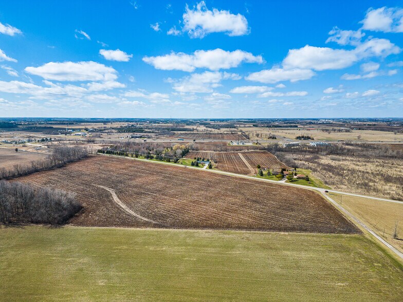 Waupun Rd, Oshkosh, WI à vendre - Photo de l’immeuble – Image 3 sur 6