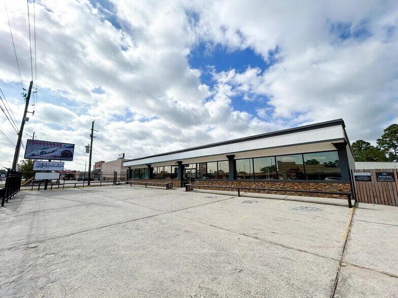 14037 Stuebner Airline Rd, Houston, TX à vendre - Photo de l’immeuble – Image 1 sur 10