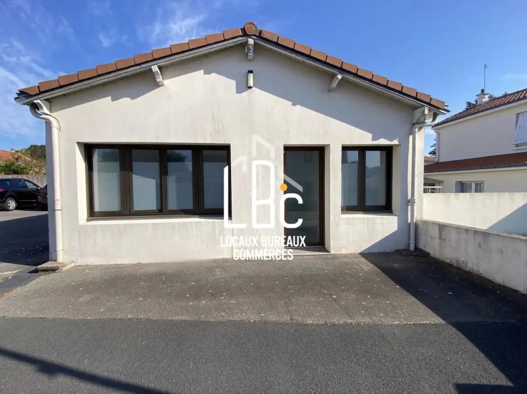 11 Rue Du Pays De Retz, Pont-Saint-Martin à louer Photo de l’immeuble– Image 1 sur 7