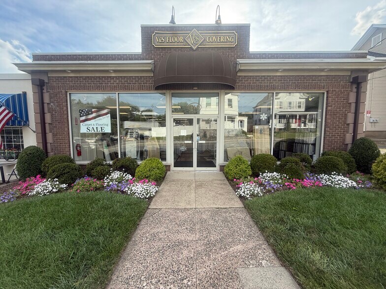 145 Godwin Ave, Midland Park, NJ à louer - Photo principale – Image 1 sur 29