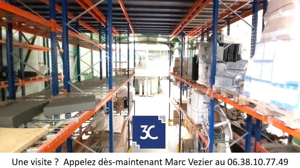 Industriel/Logistique dans Voisins-le-Bretonneux à vendre - Photo de l’immeuble – Image 1 sur 8