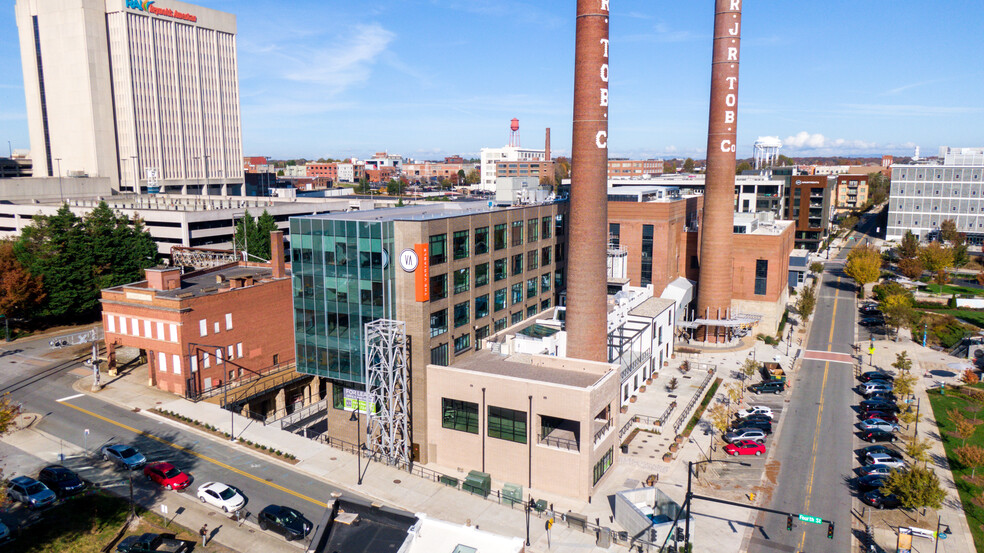 450 N Patterson Ave, Winston-Salem, NC à louer - Photo de l’immeuble – Image 1 sur 5