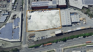 Plus de détails pour 5630 49th St, Maspeth, NY - Terrain à louer