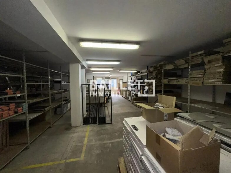Industriel/Logistique dans Mougins à louer - Photo de l’immeuble – Image 3 sur 11