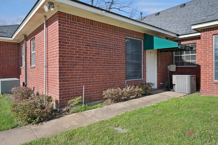 6407 Colleyville Blvd, Colleyville, TX à louer - Photo de l’immeuble – Image 2 sur 36