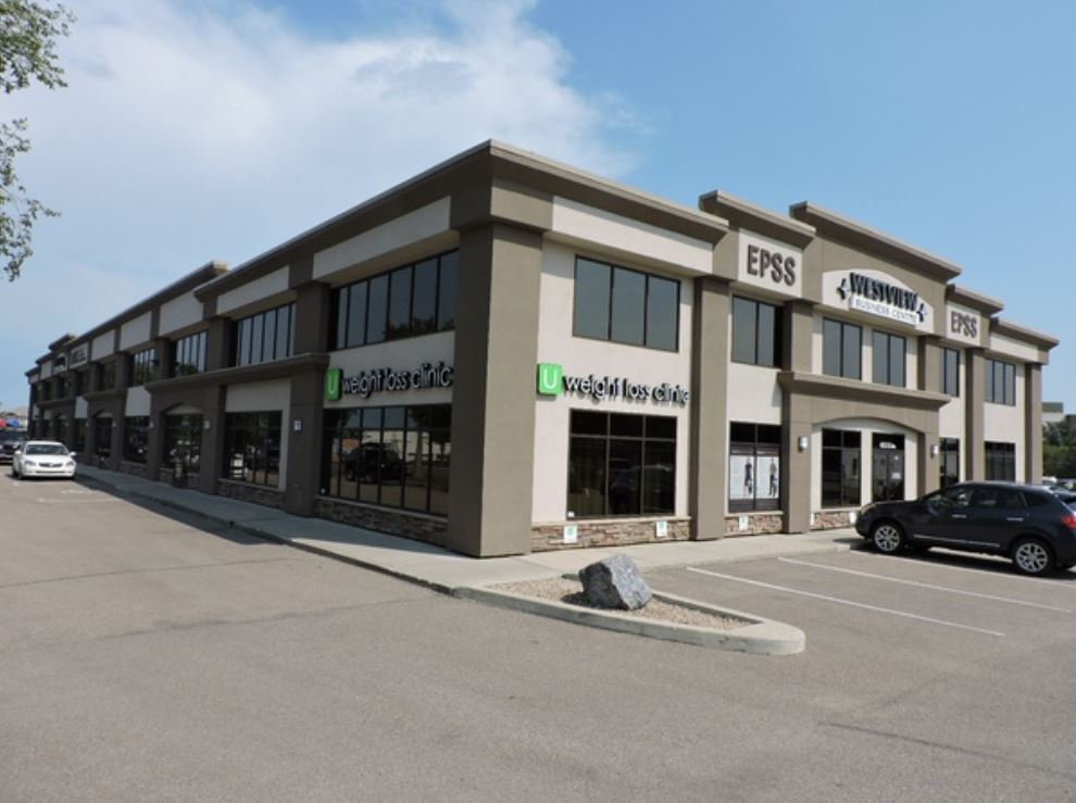 4315 55 Ave, Red Deer, AB à louer Photo de l’immeuble– Image 1 sur 2