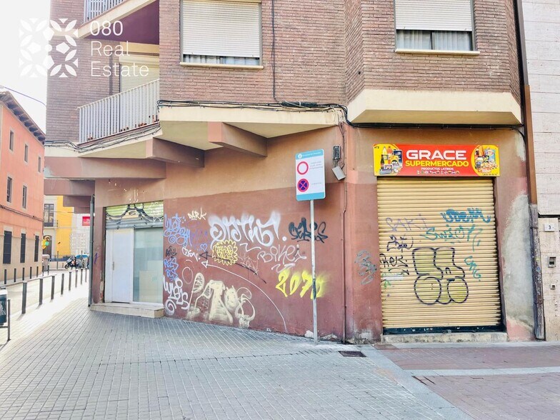 Local commercial dans L'Hospitalet de Llobregat, Barcelona à louer - Photo de l’immeuble – Image 2 sur 2