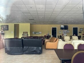 12923 W Bellfort Blvd, Sugar Land, TX à vendre Photo intérieure– Image 2 sur 2