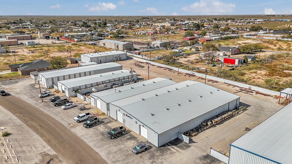 2110 W 44th St, Odessa, TX à vendre - Photo de l’immeuble – Image 2 sur 38