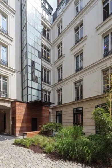 Bureau dans Paris à vendre - Photo de l’immeuble – Image 3 sur 10