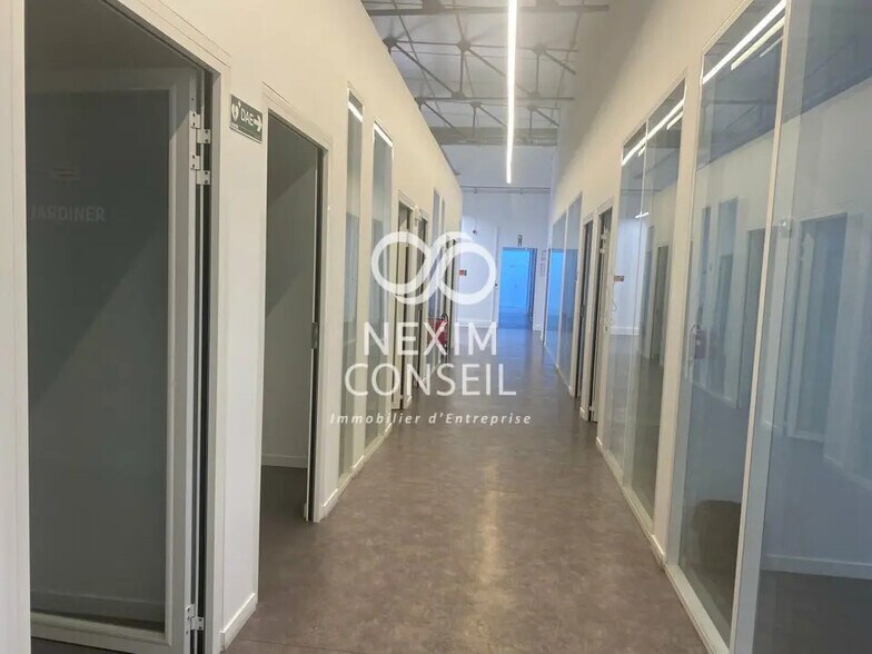 Bureau dans Nanterre à louer - Photo de l’immeuble – Image 3 sur 10