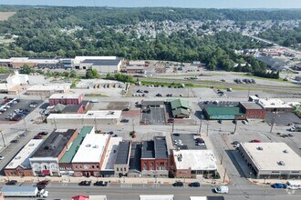 708-710 Lawrence Ave, Ellwood City, PA - VUE AÉRIENNE  vue de carte