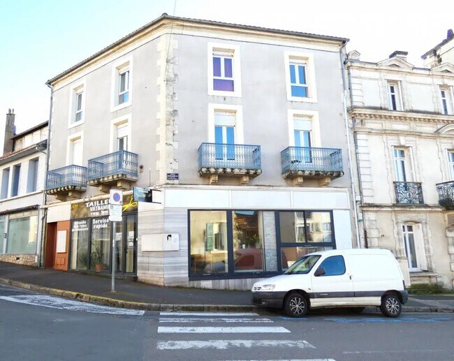 Plus de détails pour 18 Avenue Henri Barbusse, Périgueux - Local commercial à vendre
