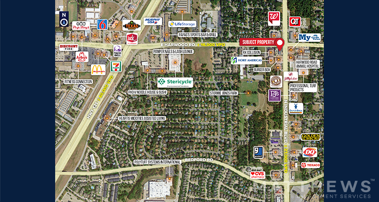 1019 N Industrial Blvd, Bedford, TX à louer Photo de l’immeuble– Image 1 sur 4