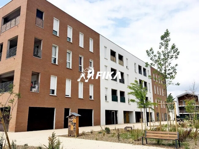 Plus de détails pour Local commercial à vendre