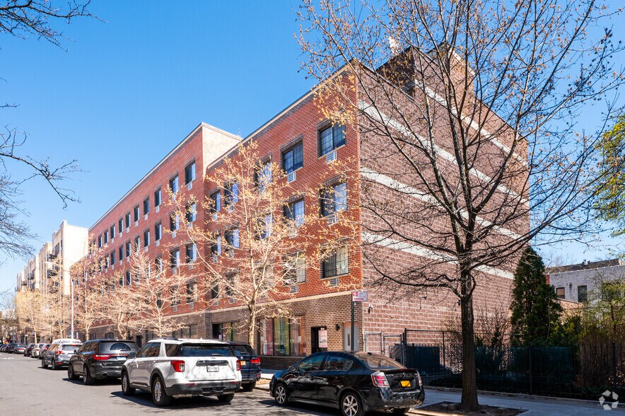 1144 Evergreen Ave, Bronx, NY à louer - Photo de l’immeuble – Image 3 sur 8