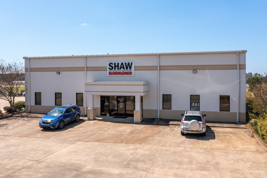 107 Metroplex Blvd, Jackson, MS à louer - Photo principale – Image 1 sur 10