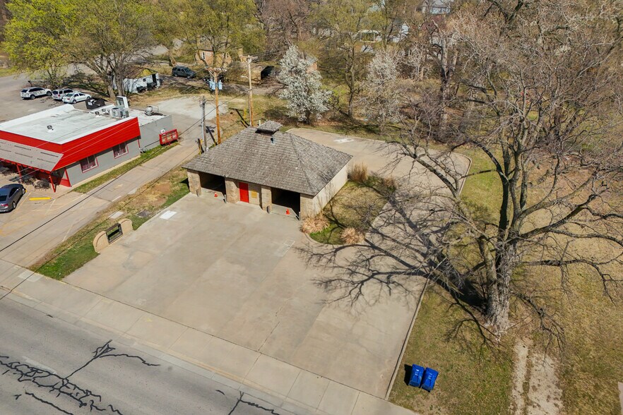 220 N 2nd Ave, Mulvane, KS à vendre - Photo de l’immeuble – Image 2 sur 39