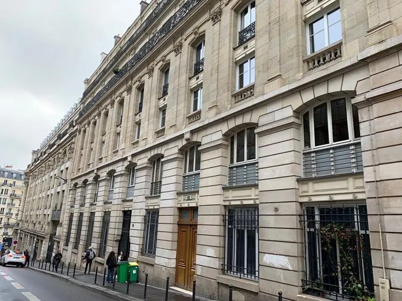Bureau dans Paris à louer Photo de l’immeuble– Image 1 sur 7