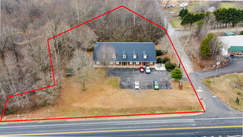 6911 Cleveland Hwy, Clermont, GA à louer - Photo de l’immeuble – Image 2 sur 11