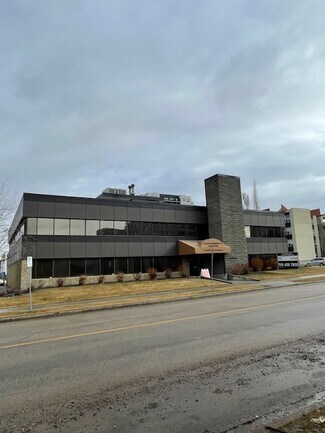Plus de détails pour 12310 105th Ave NW, Edmonton, AB - Bureau à louer