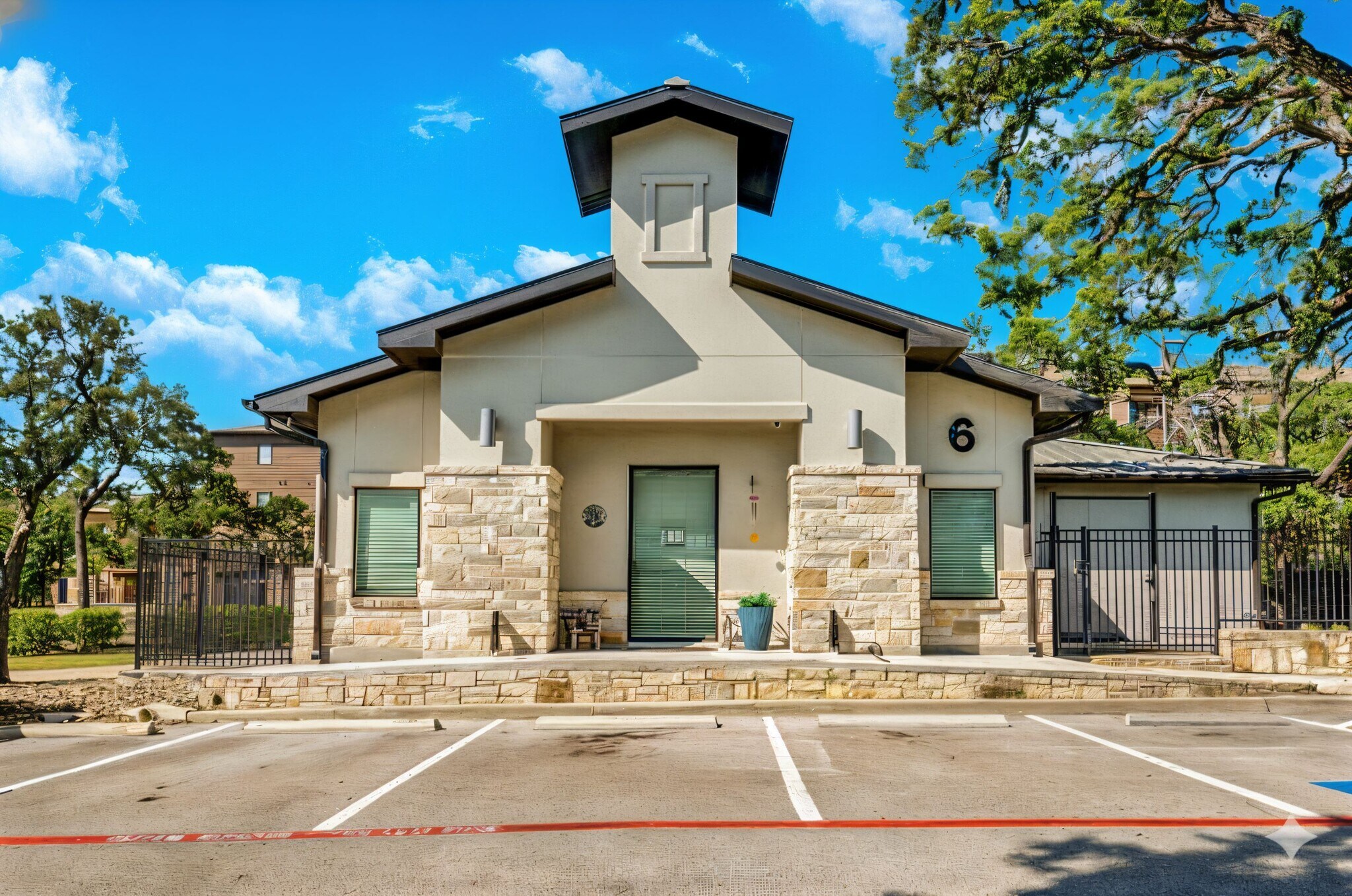 27511 Interstate 10, Boerne, TX à louer Photo principale– Image 1 sur 15