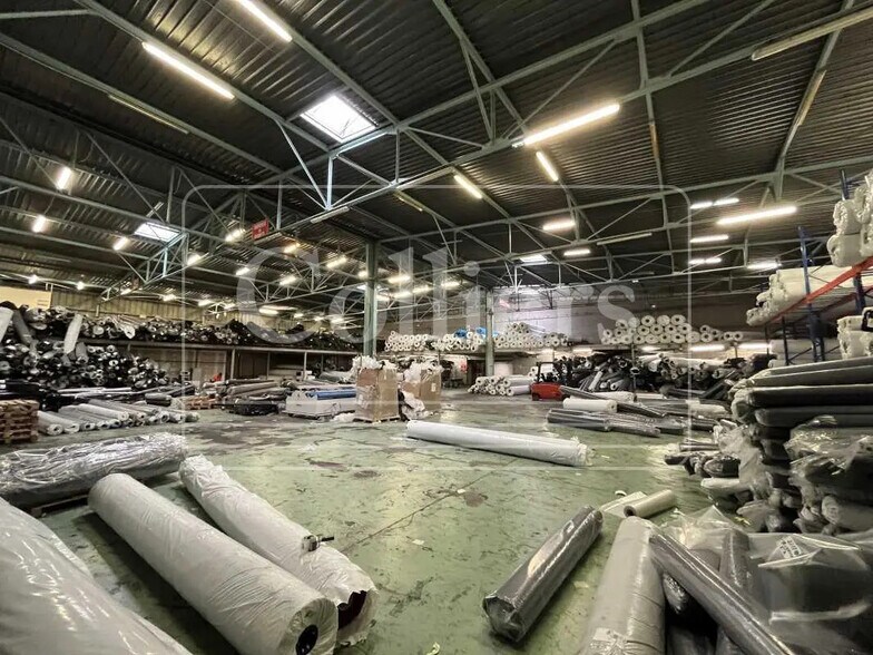 Bureau dans Aubagne à louer - Photo intérieure – Image 2 sur 17