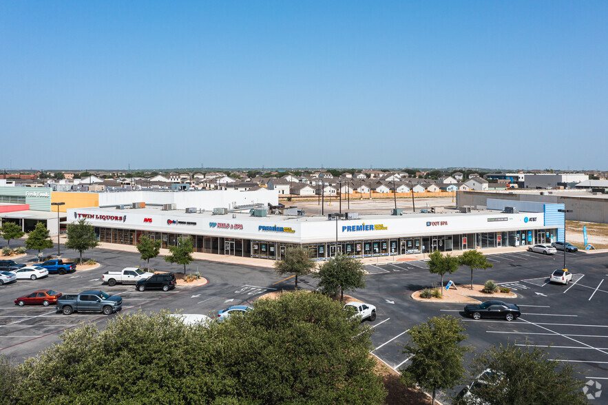 1503 SW Loop 410 Fwy, San Antonio, TX à louer - Photo de l’immeuble – Image 3 sur 8