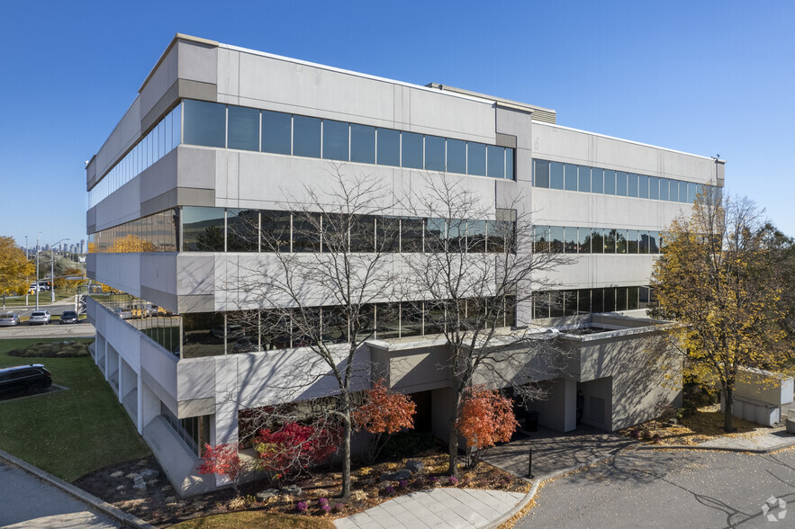 2121 Argentia Rd, Mississauga, ON à louer - Photo principale – Image 1 sur 5