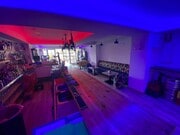 Interior local