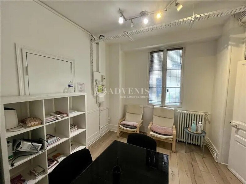 Bureau dans Paris à louer - Photo de l’immeuble – Image 3 sur 5