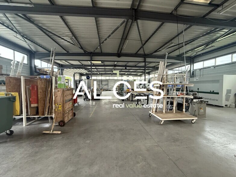 Local d'activités dans VILLENAVE-D'ORNON à vendre - Photo intérieure – Image 3 sur 3