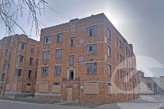Plus de détails pour 381 Covington Dr, Detroit, MI - Logement à vendre